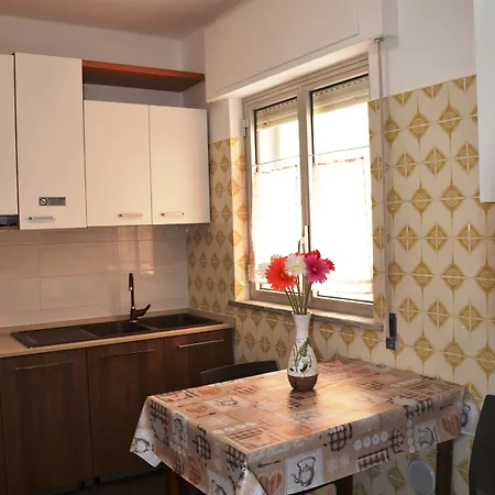 Casa Cristallo לינה וארוחת בוקר מטרה